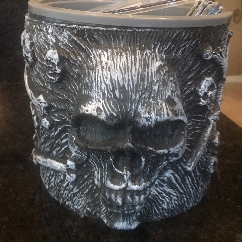 Halloween ice bucket